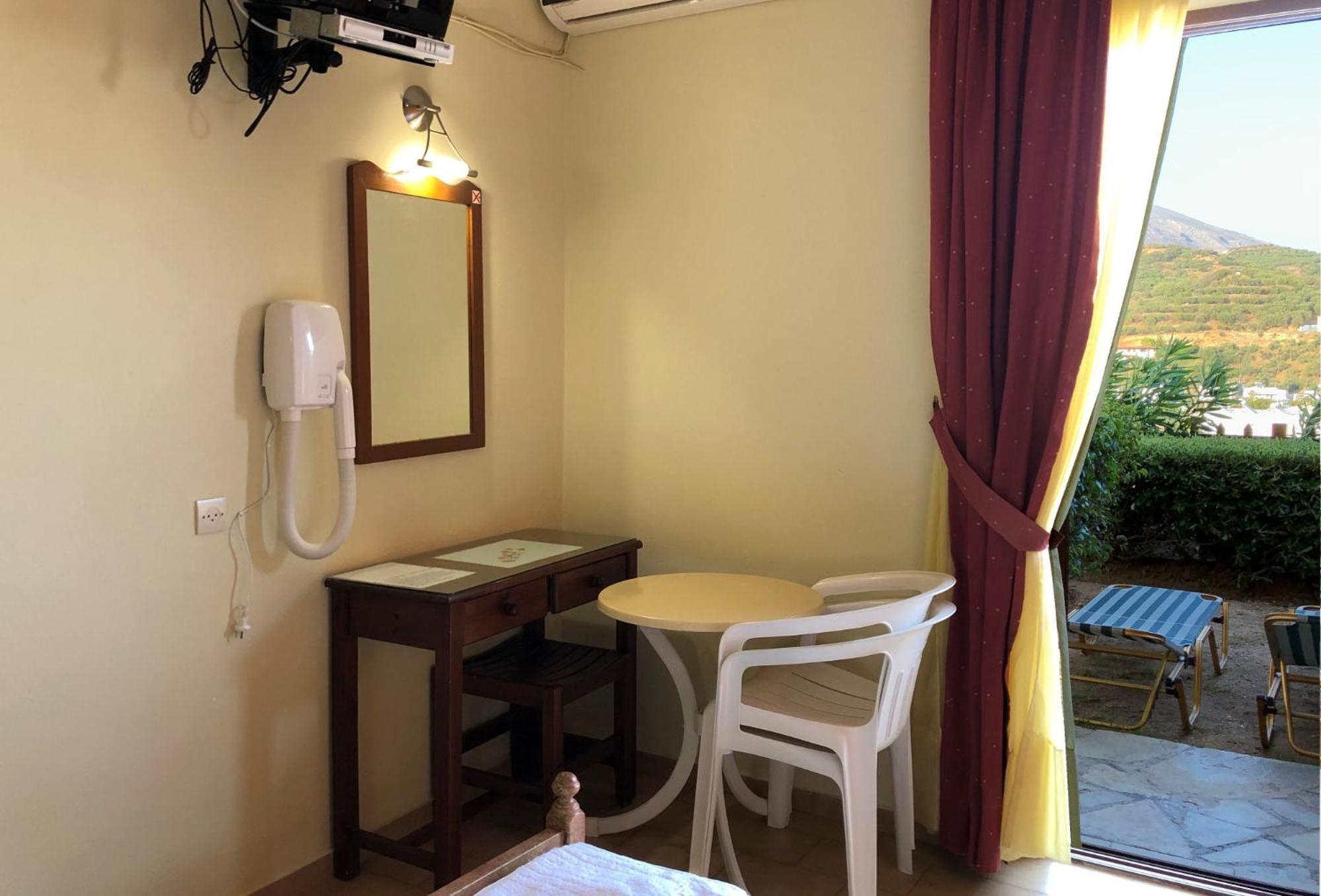 Lappa Hotel Plakias Extérieur photo
